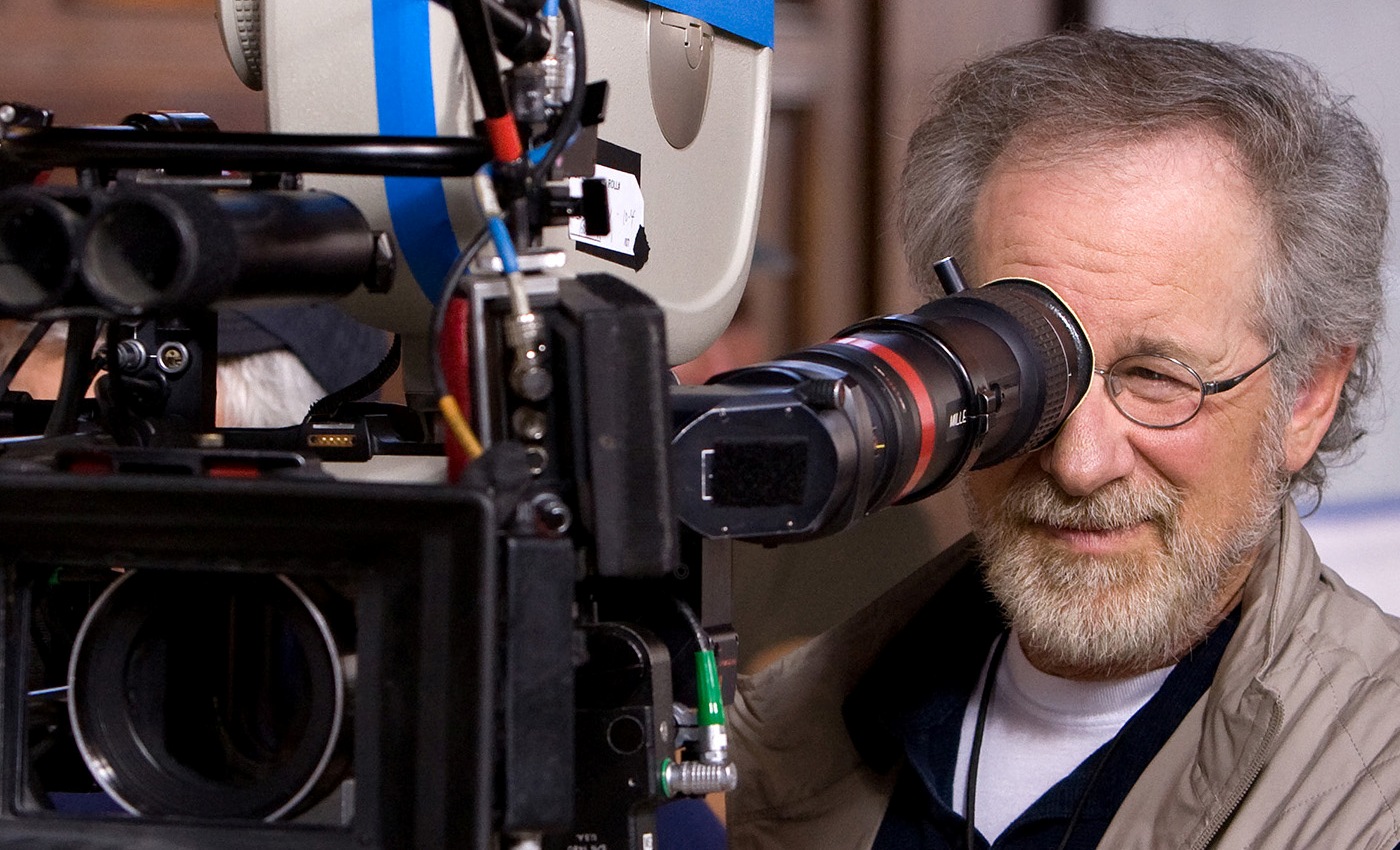 Steven-Spielberg-–-The-Legend-of-World-Cinema2