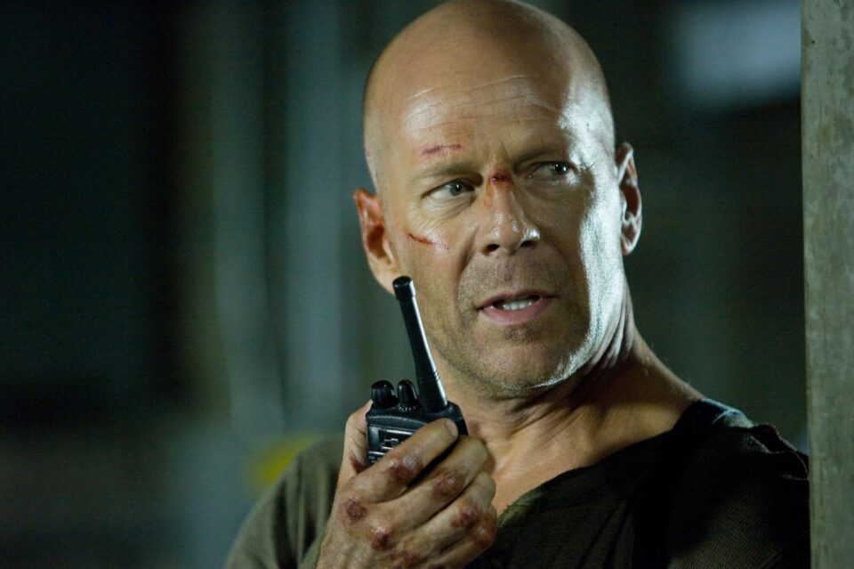 still-of-bruce-willis-in-die-hard-4.0-(2007)-large-picture