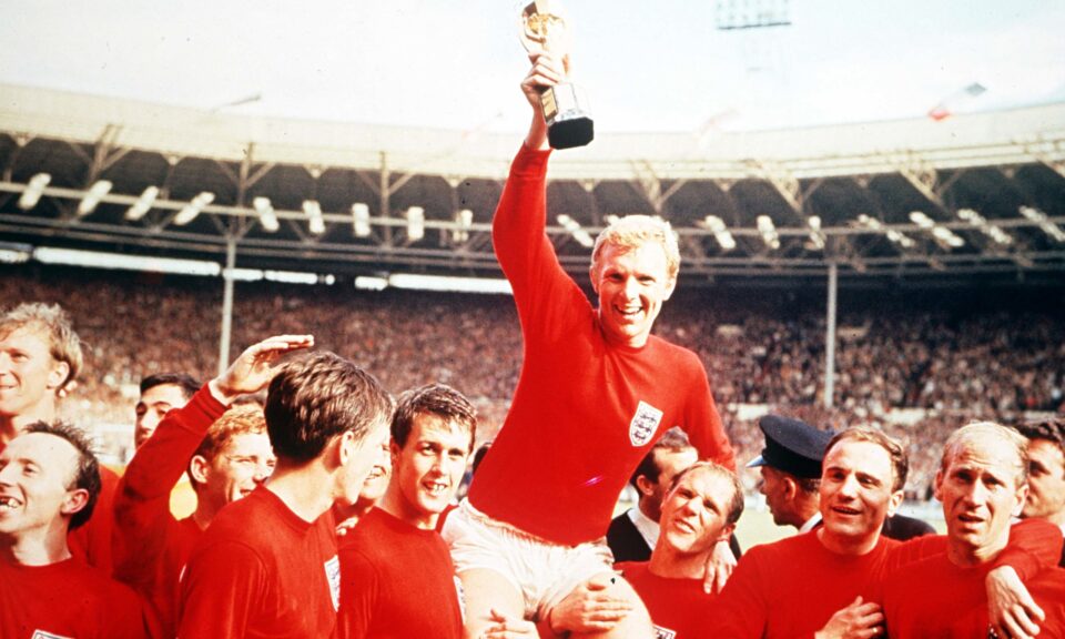 Bobby-Moore-England-1966-World-Cup