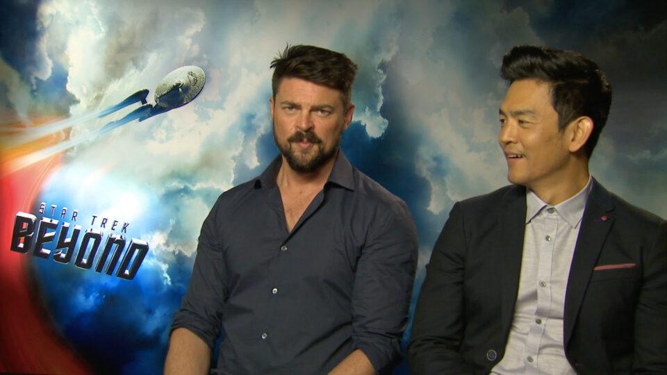 Karl_Urban_and_John_Cho-Star_Trek_Beyond_Interview