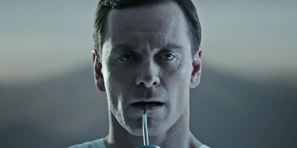 michael-fassbender-walter-alien-covenant